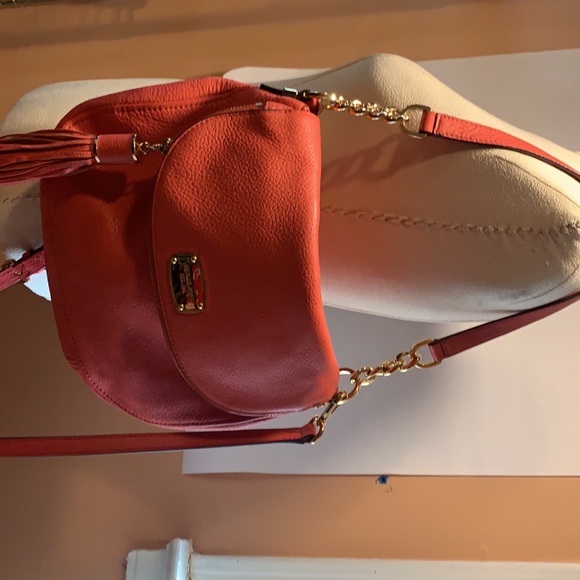 Authentic Michael Kors Leather Crossbody purse - Picture 7 of 11